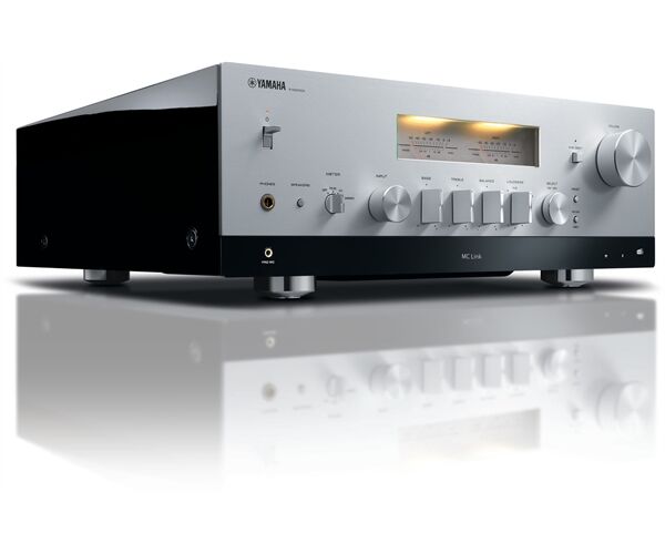 Yamaha R-N 2000A