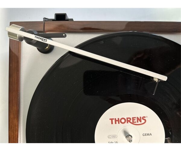 Thorens CA 800 Plattenbesen