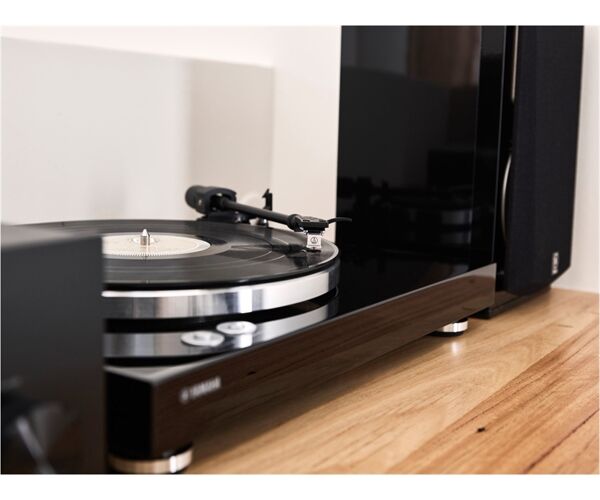 Yamaha TT-S303