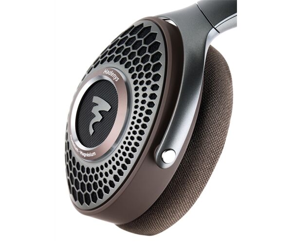 Focal Hadenys -Auspackware-