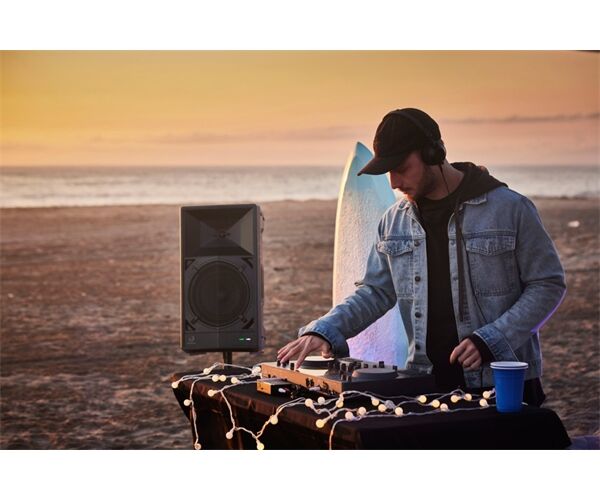AlphaTheta WAVE-EIGHT Wireless DJ-Party Speaker