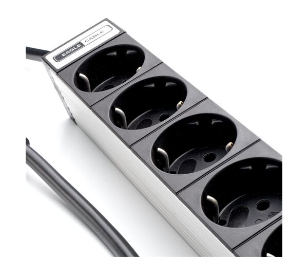 Eagle Cable Deluxe Netzleiste Alu-8