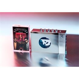 We Are Rewind Kassettenspieler CHROMEO + Kassette -Auspackware-