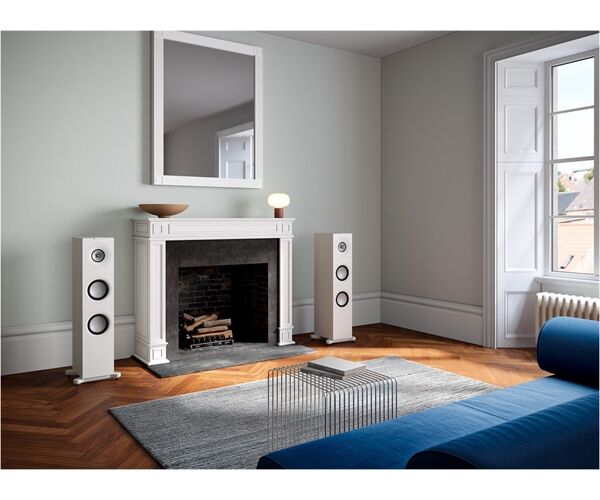 KEF Q7 Meta