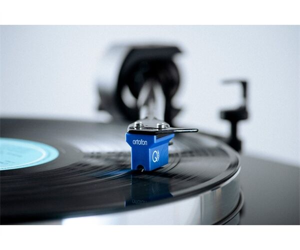 Pro-Ject X8 Evo SuperPack (Ortofon MC Quintet Blue)